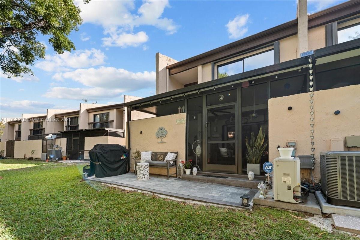 WESTVIEW CONDOMINIUM NO S - Residential