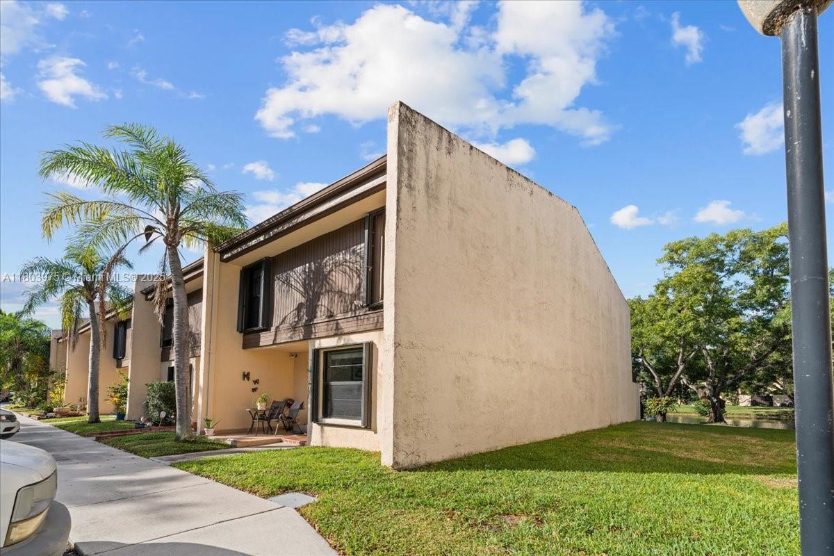 WESTVIEW CONDOMINIUM NO S - Residential