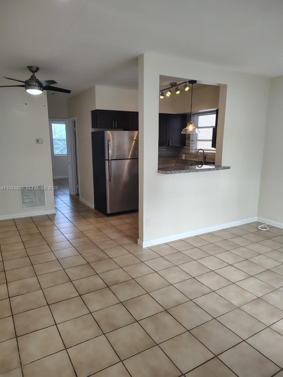 NORTH GATE - Residential Lease