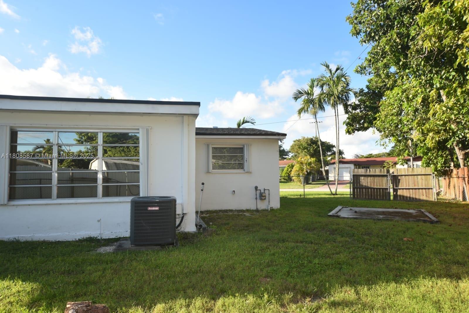 View photos, virtual tours, details... 18601 SW 97th Ct