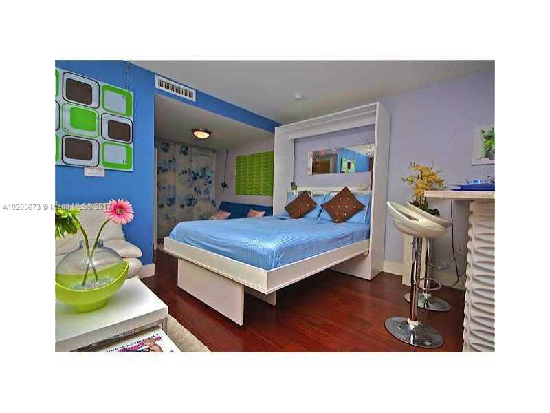 MOULIN ROUGE CONDO - Residential Lease