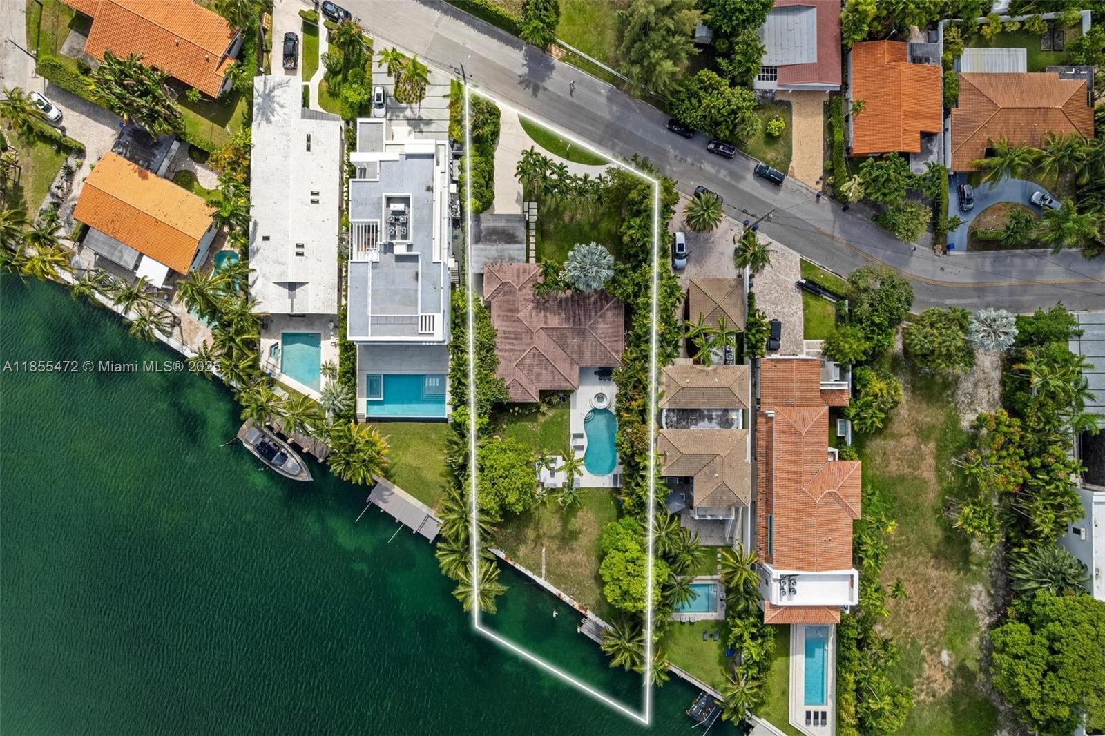 9250 Bay Dr
