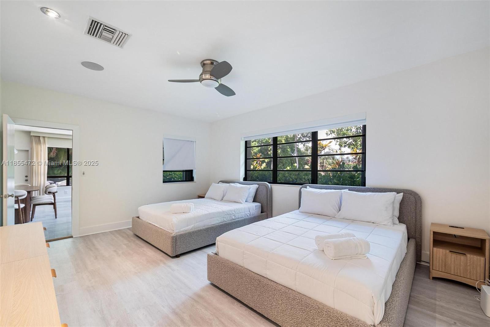 ALTOS DEL MAR NO 5 - Residential Lease