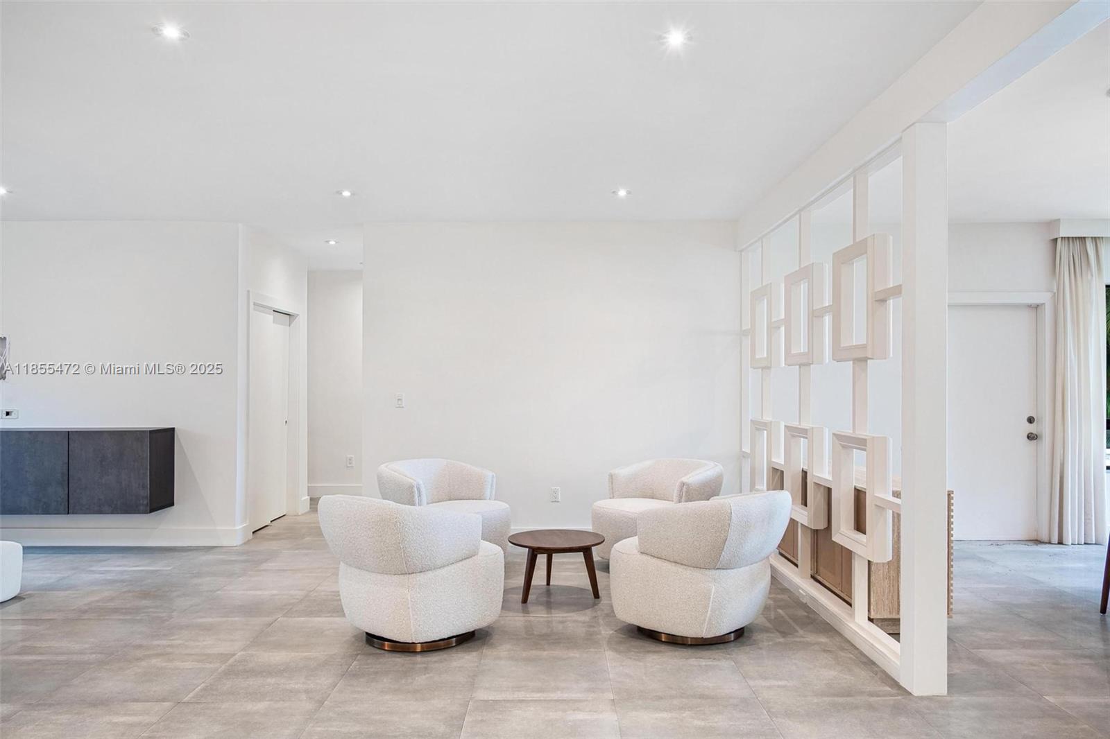 ALTOS DEL MAR NO 5 - Residential Lease