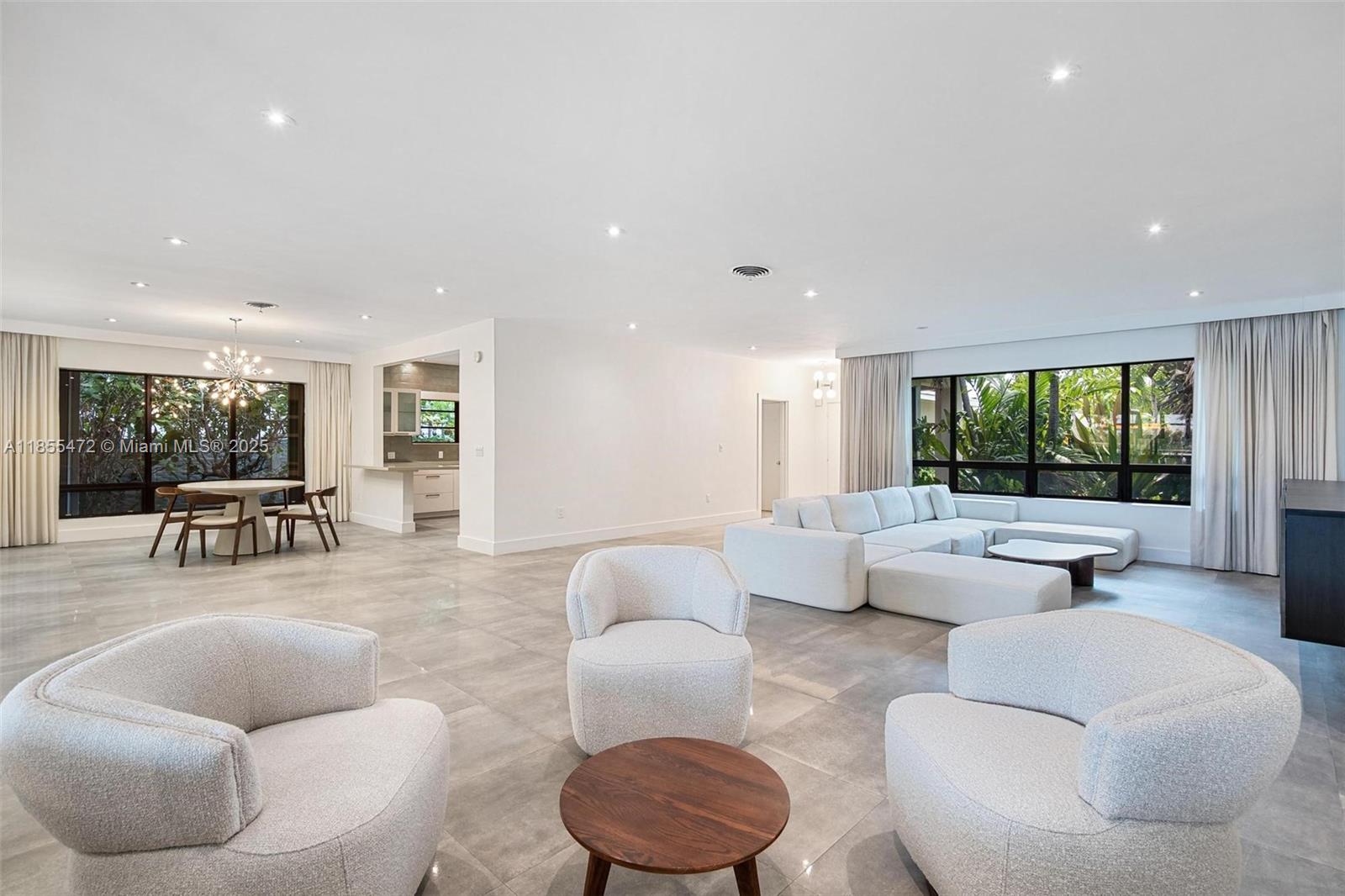 ALTOS DEL MAR NO 5 - Residential Lease