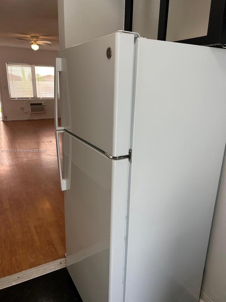 921 Meridian Ave 10