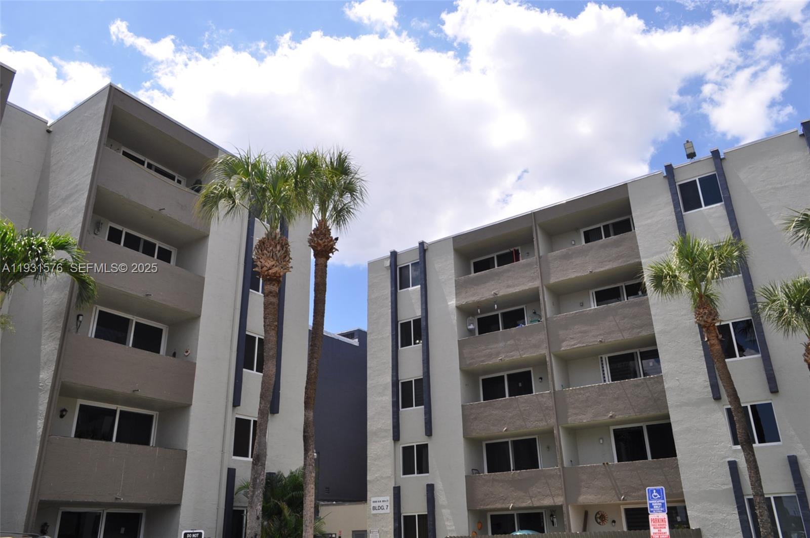 SAMARI LAKE EAST CONDO - Residential Lease