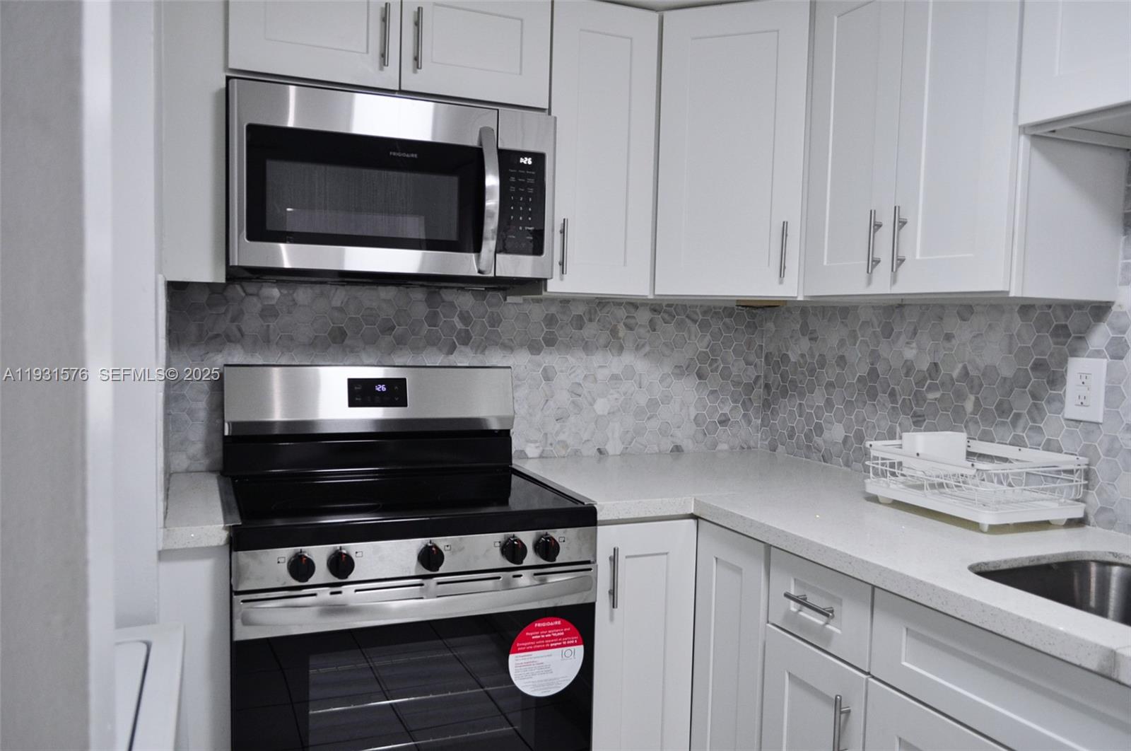 SAMARI LAKE EAST CONDO - Residential Lease