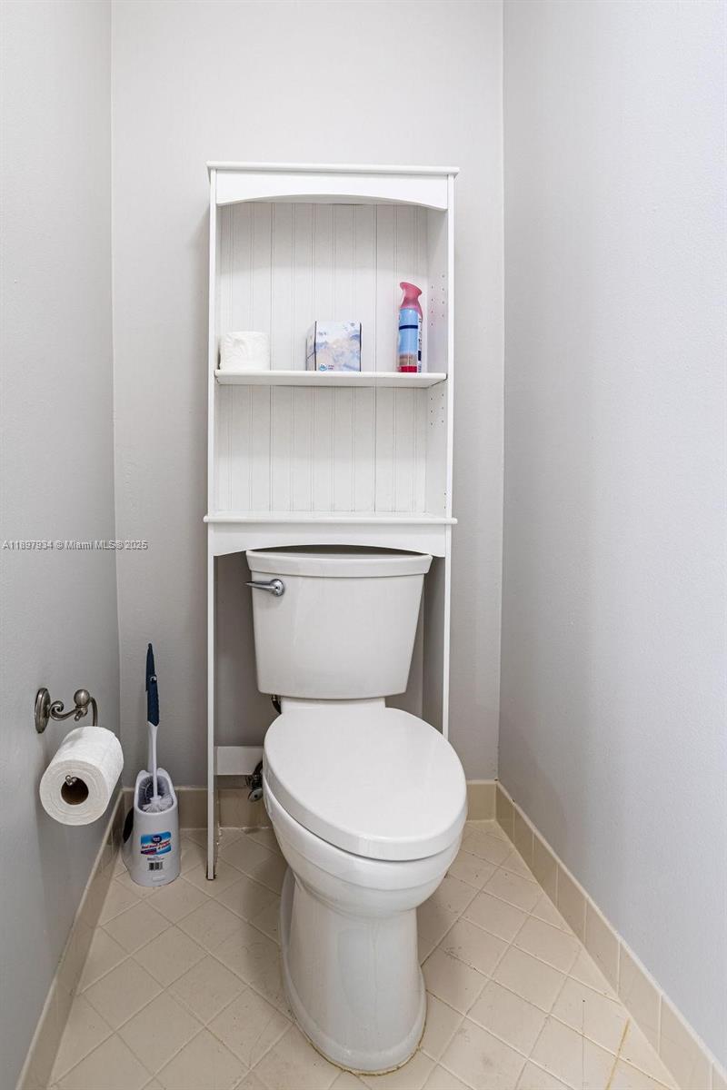 PLUM AT BOCA POINTE CONDO - Residential