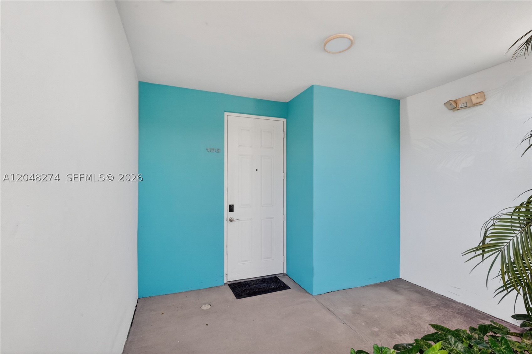 652 NE 63rd St 103