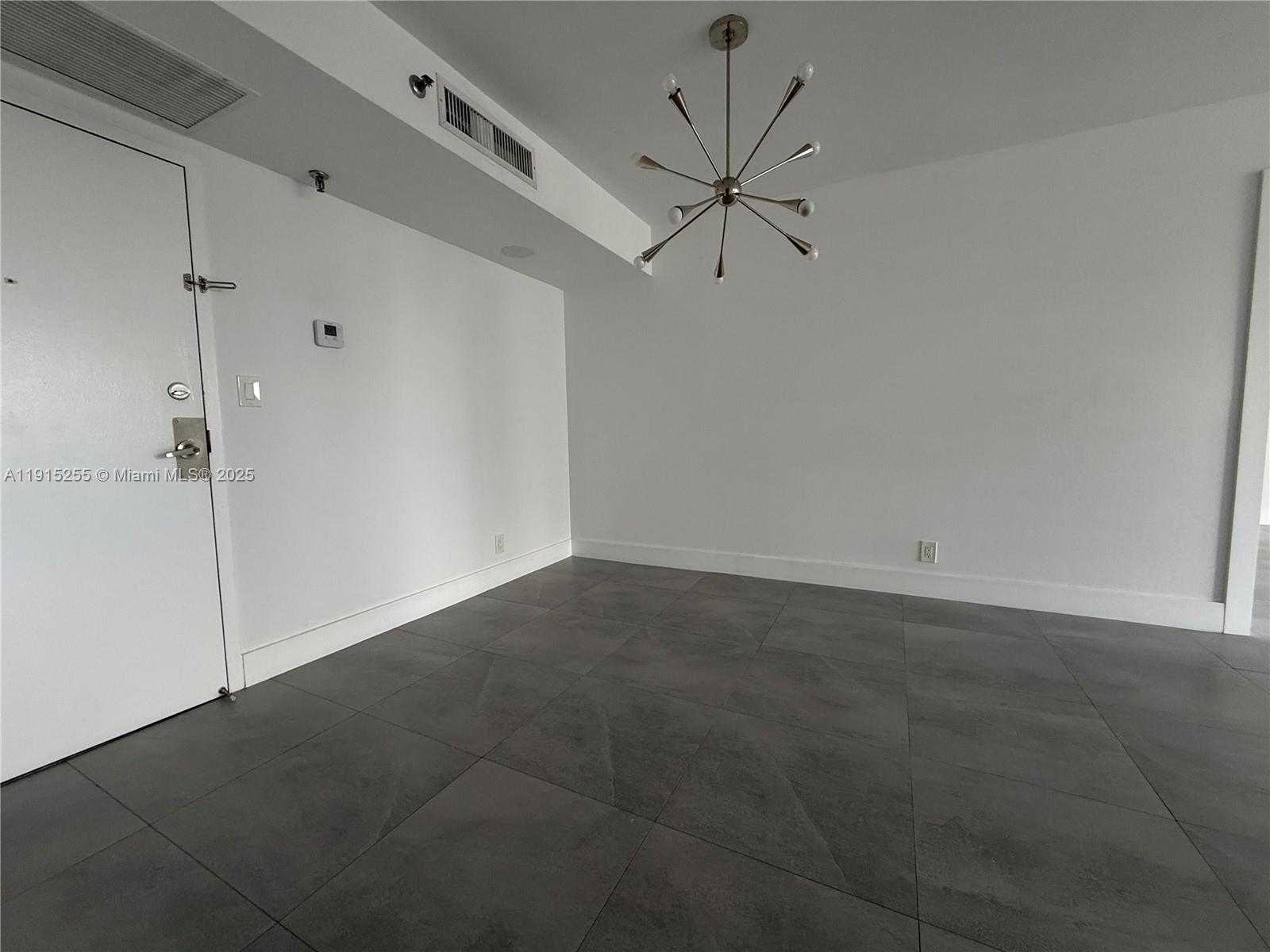 PARC CENTRAL AVENTURA EAS - Residential Lease