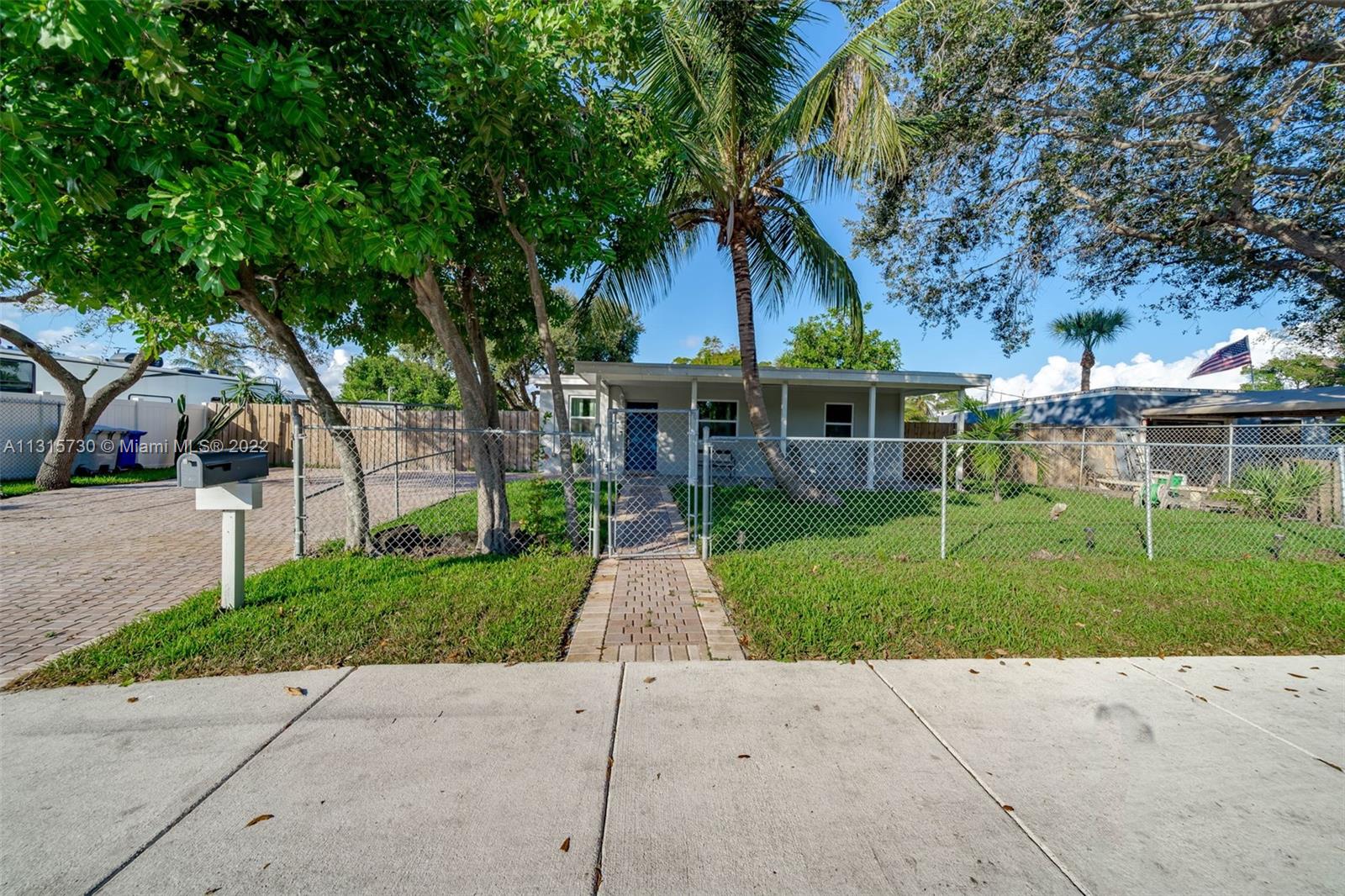 POMPANO BEACH HIGHLANDS - Residential