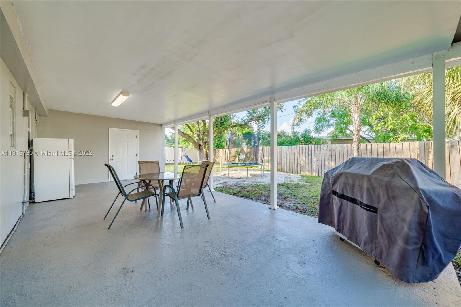 POMPANO BEACH HIGHLANDS - Residential