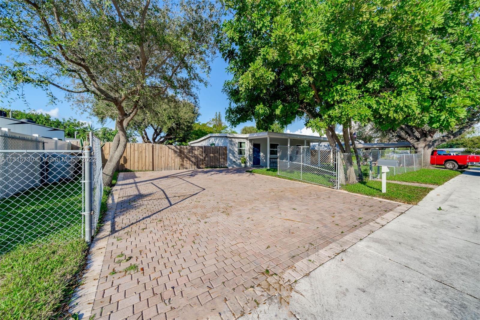 POMPANO BEACH HIGHLANDS - Residential