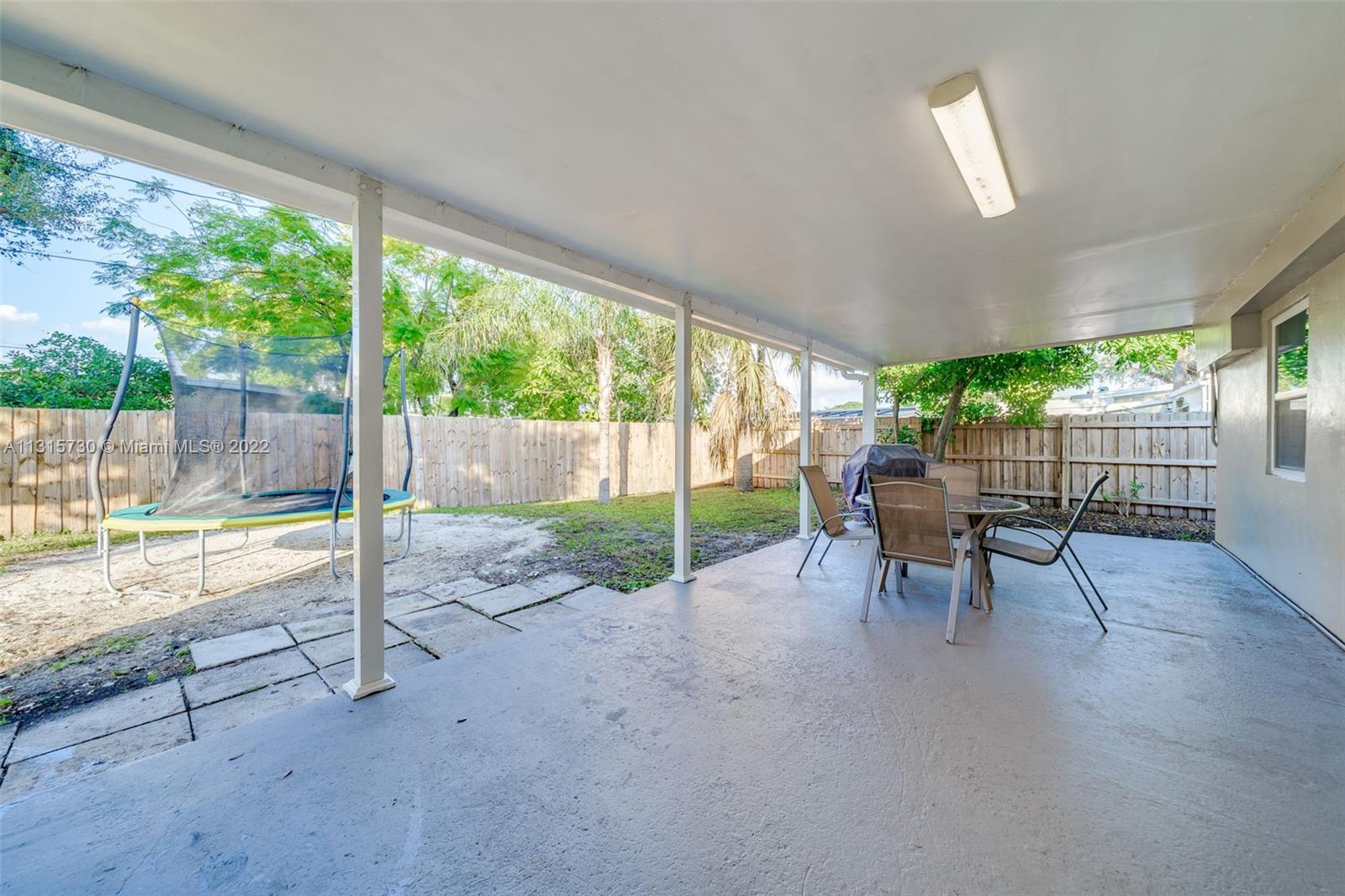 POMPANO BEACH HIGHLANDS - Residential