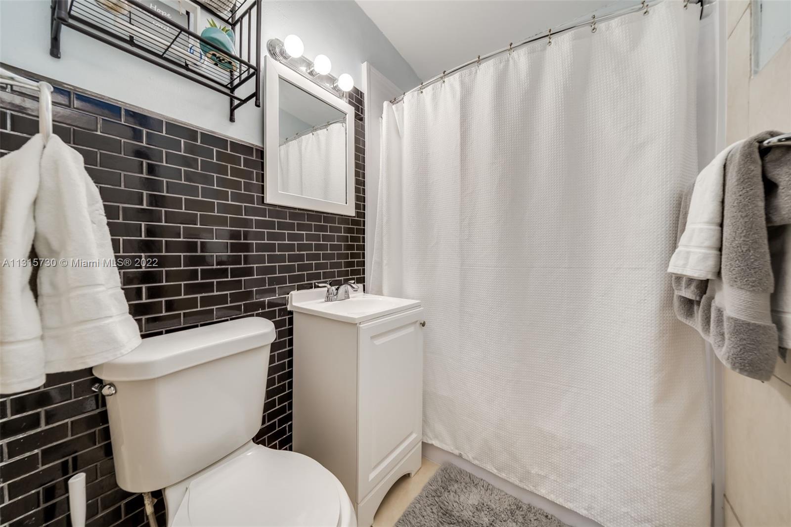 POMPANO BEACH HIGHLANDS - Residential