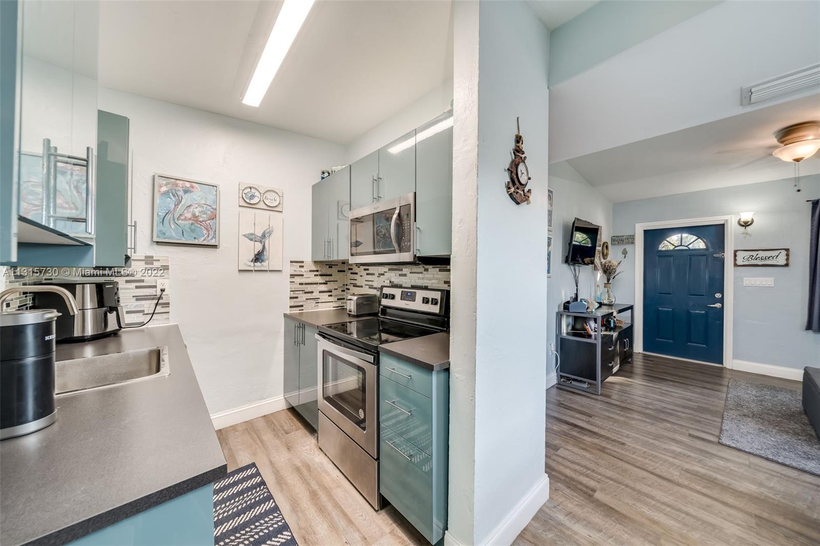 POMPANO BEACH HIGHLANDS - Residential