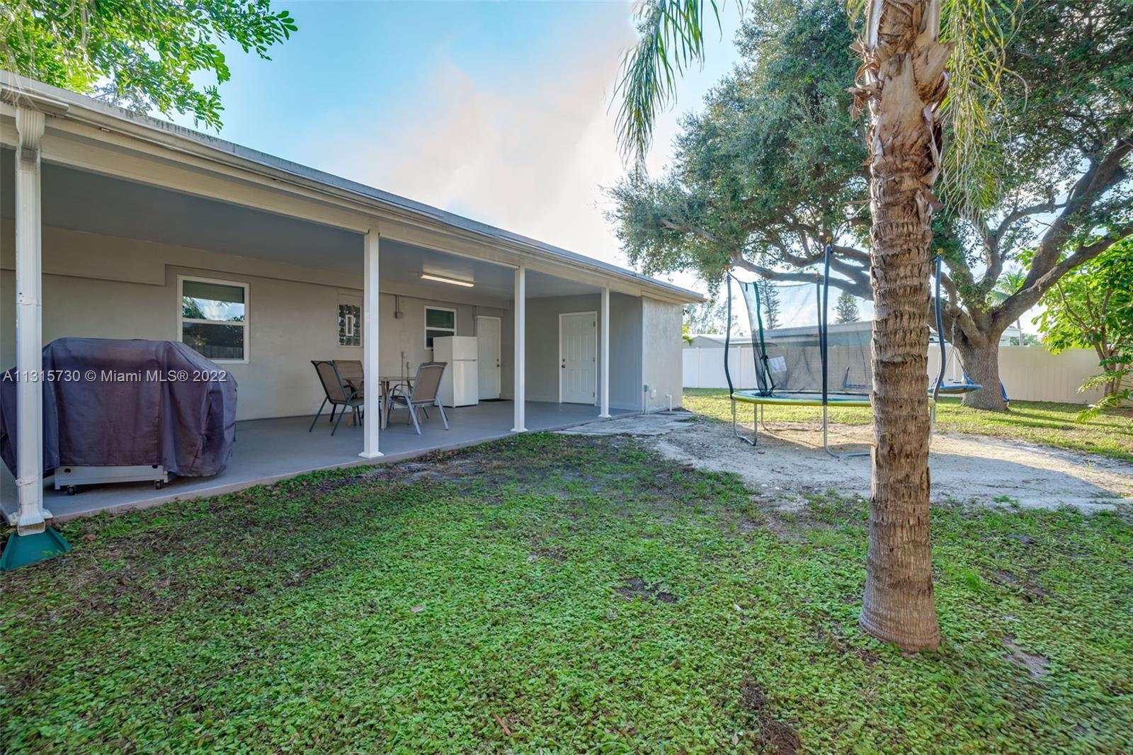 POMPANO BEACH HIGHLANDS - Residential