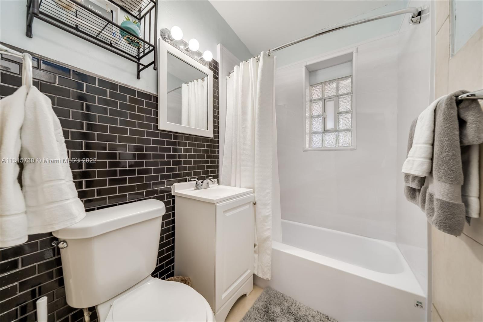 POMPANO BEACH HIGHLANDS - Residential