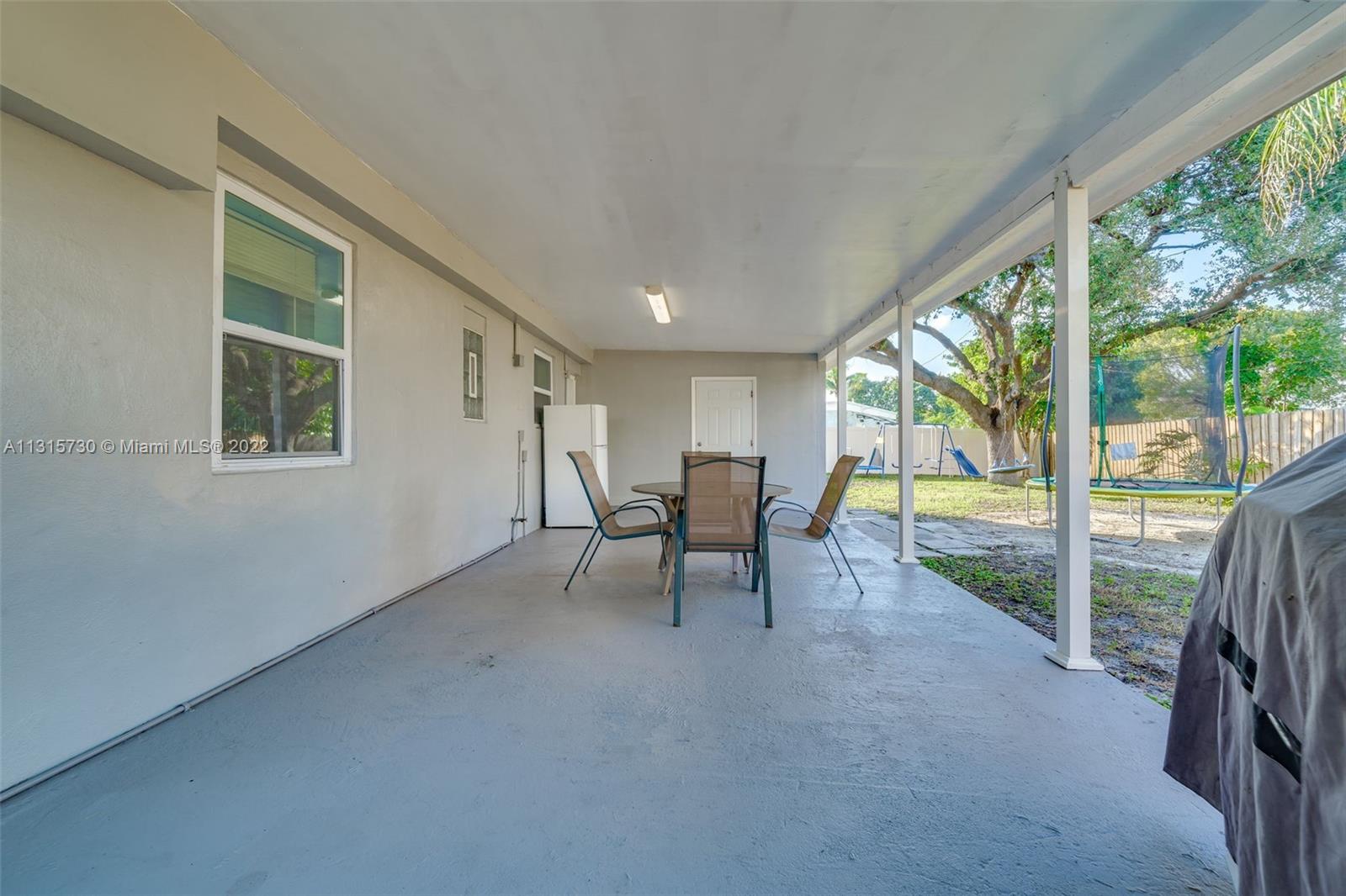 POMPANO BEACH HIGHLANDS - Residential