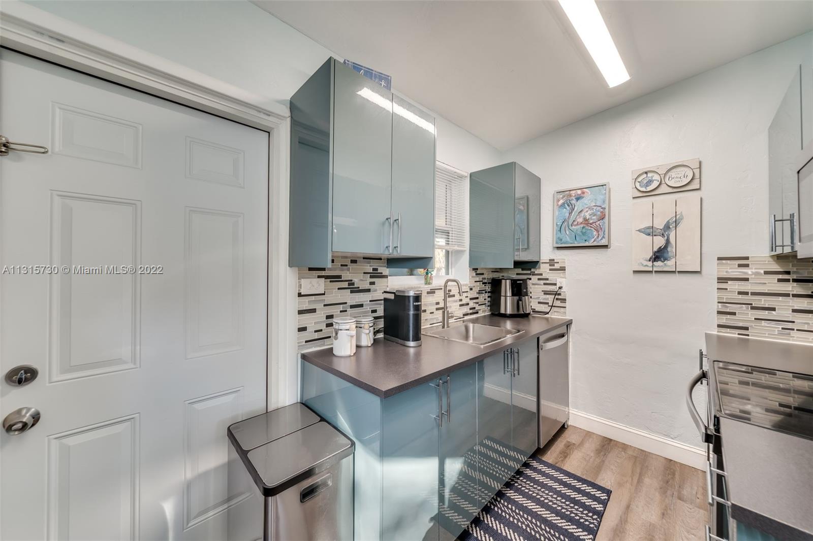 POMPANO BEACH HIGHLANDS - Residential