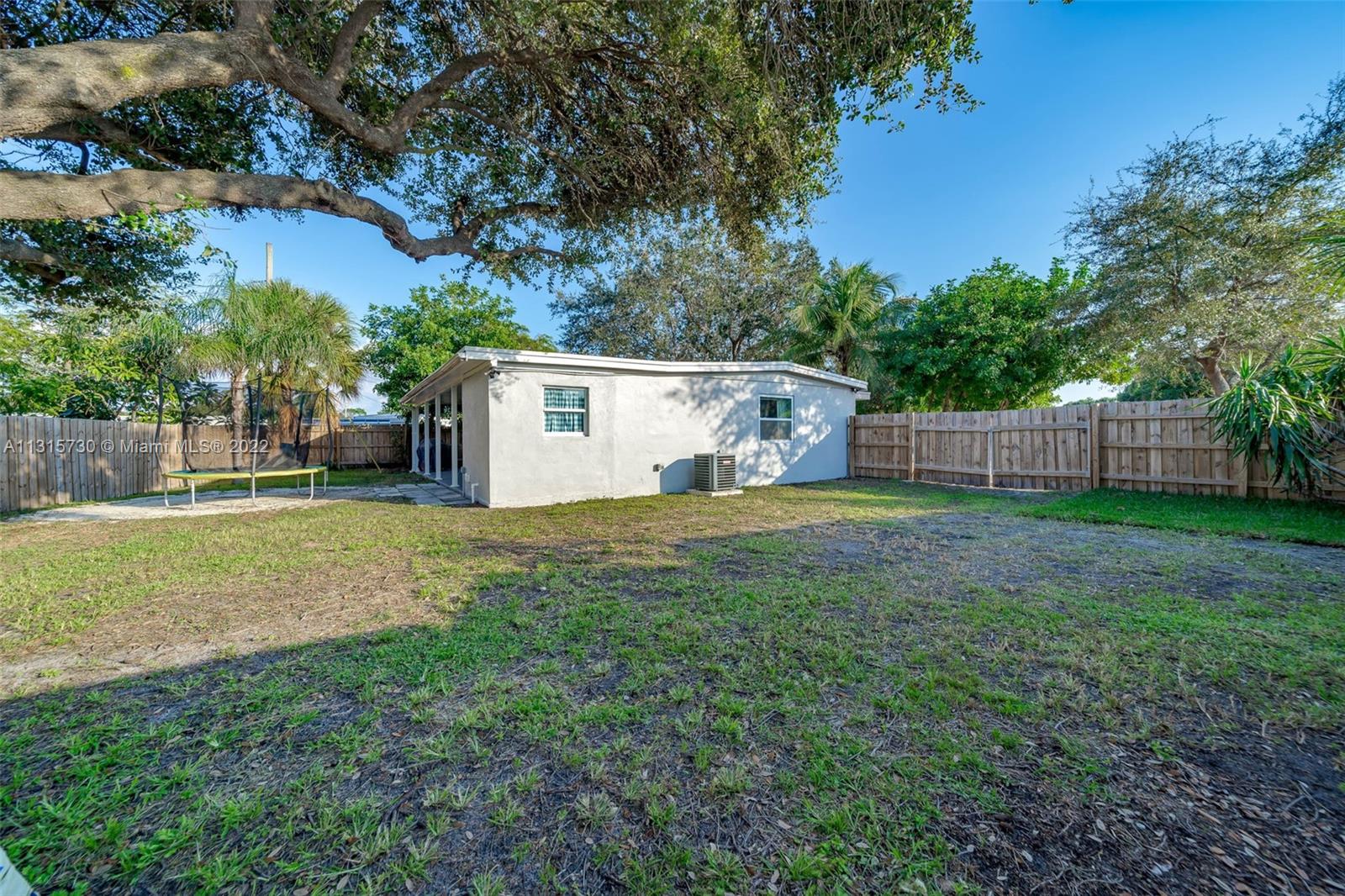 POMPANO BEACH HIGHLANDS - Residential