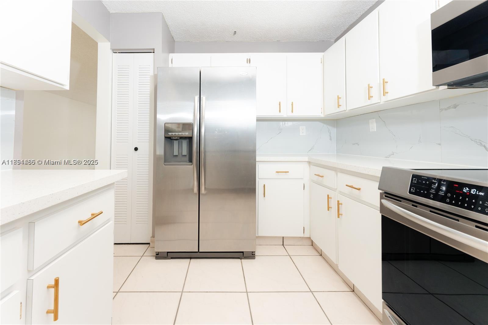 Reimagined 3 bedroom 2 bathroom in the well sought after Brickell area.Minutes away from the park, pool, and water views from the vibrant Miami River District.Step into a bright and airy interior featuring modern stainless steel appliances, including a sleek refrigerator, built-in microwave, dishwasher, and oven.This updated residence offers a rare blend of comfort, convenience, and contemporary style.On the first floor you will find spacious living room, office/living area, and new full bathroom perfect for guests that don't want to go upstairs.Upstairs is a convenient 3 bedroom layout with washer/dryer and bathroom. Low maintenance tile throughout the home, Enclosed Patio,Secure gated access to 2 car assigned parking round out what will be a great way to end your day.Call today!