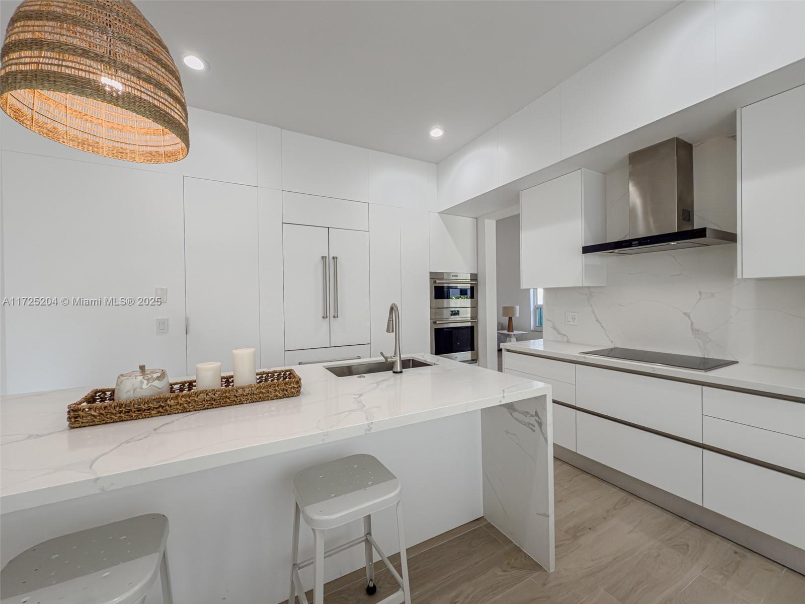 2556 Jardin Mnr