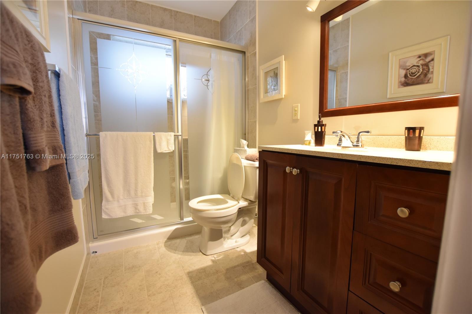 CRESTHAVEN VILLAS 16 COND - Residential