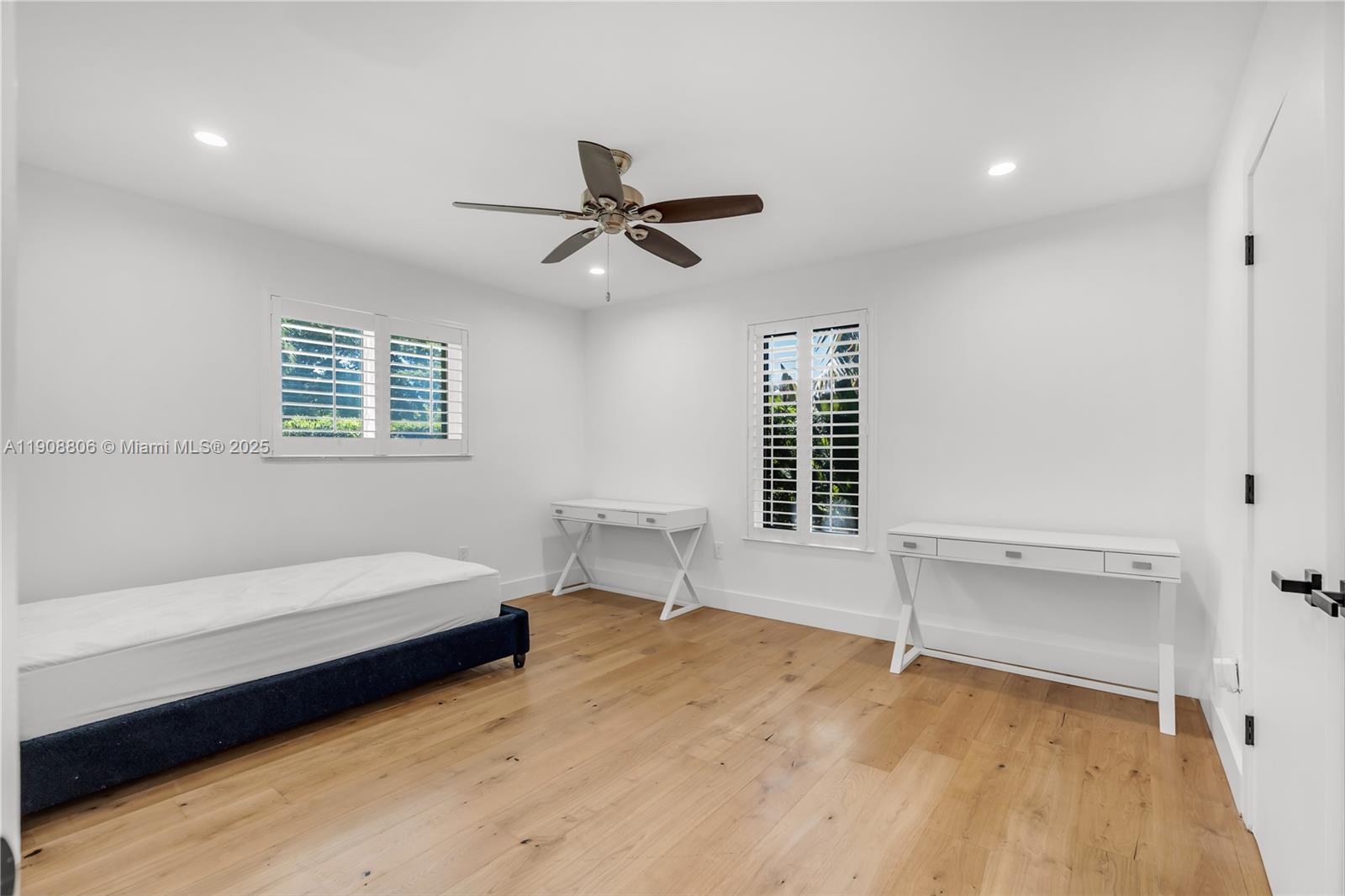 HILLARY ESTATES FIRST ADD - Residential