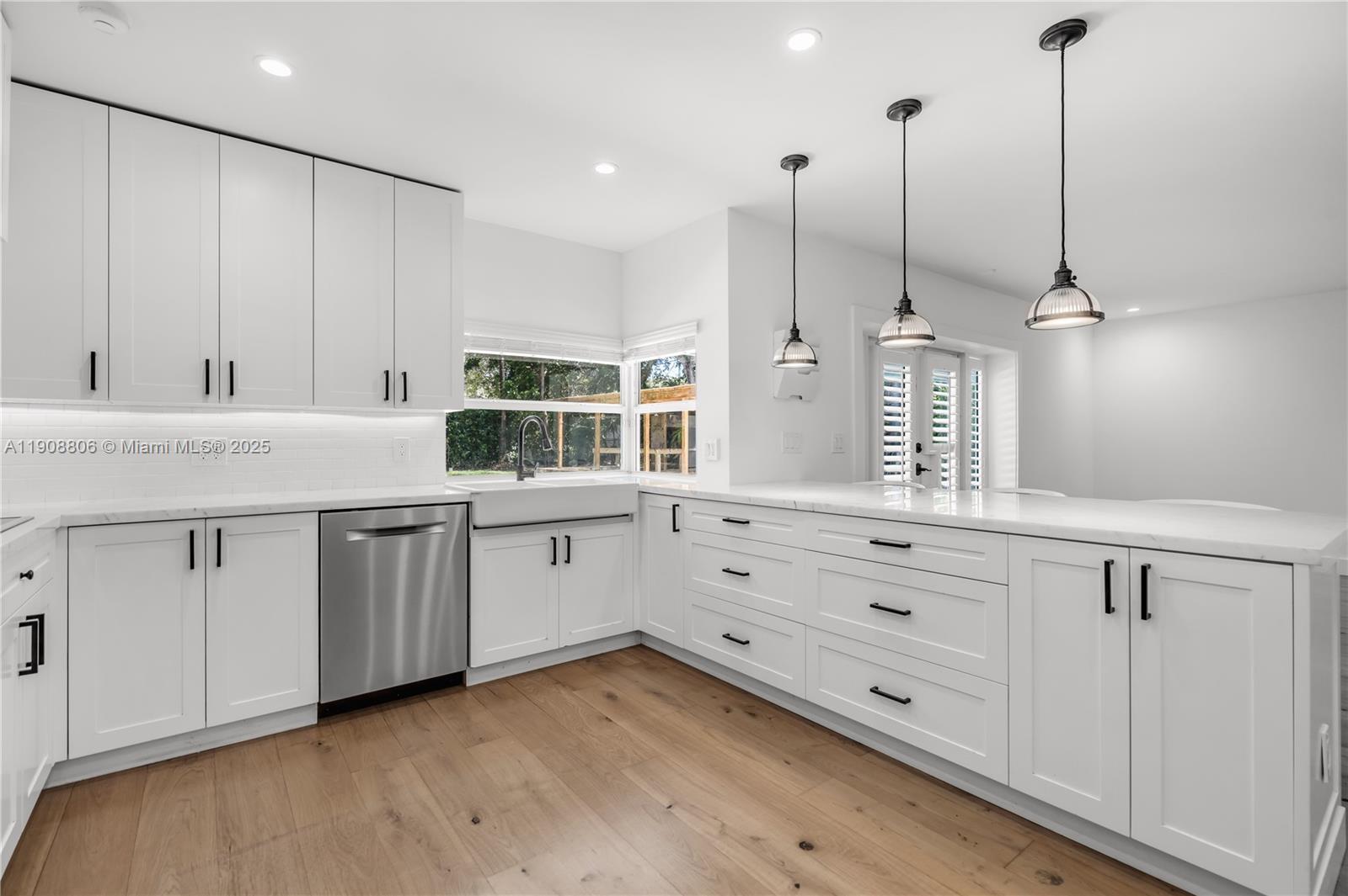 HILLARY ESTATES FIRST ADD - Residential