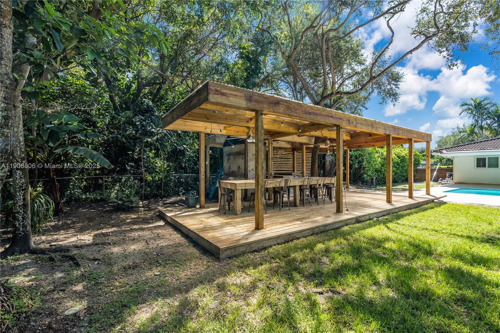 HILLARY ESTATES FIRST ADD - Residential