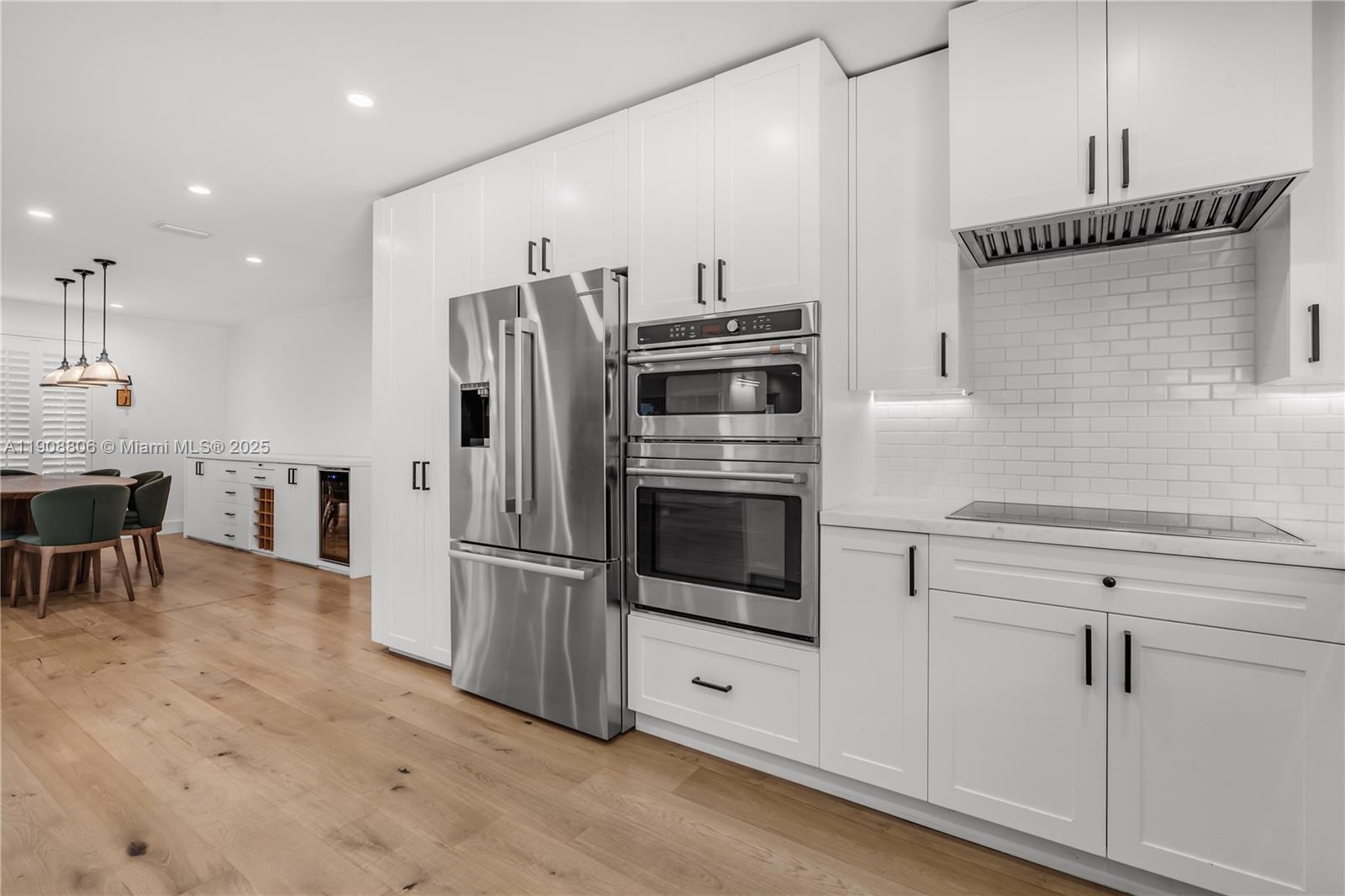 HILLARY ESTATES FIRST ADD - Residential