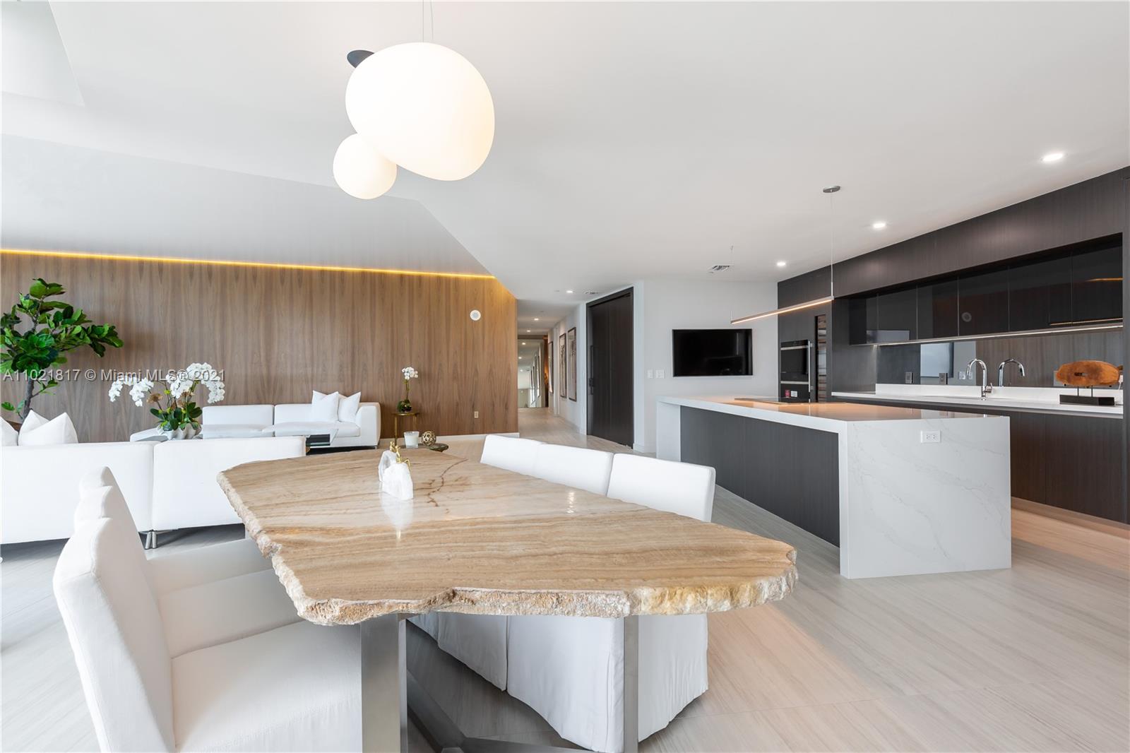 Paramount - Residential