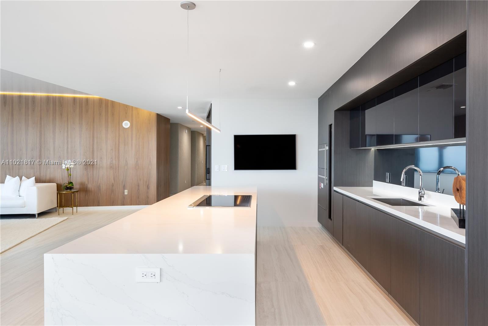 Paramount - Residential