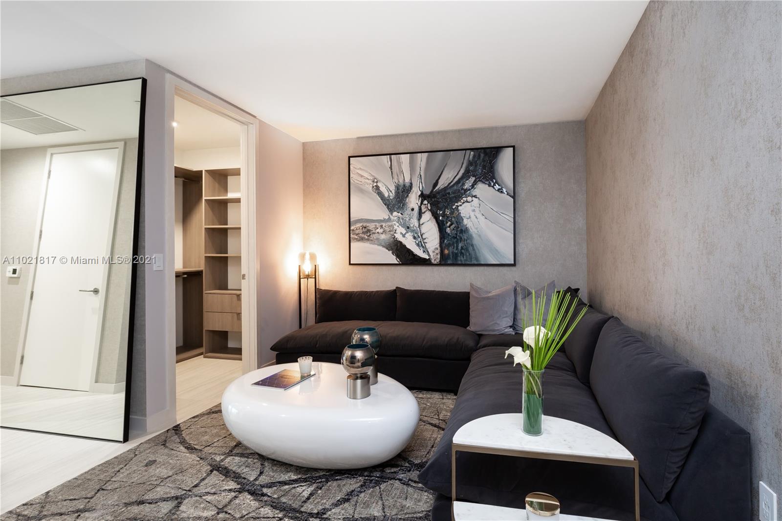 Paramount - Residential
