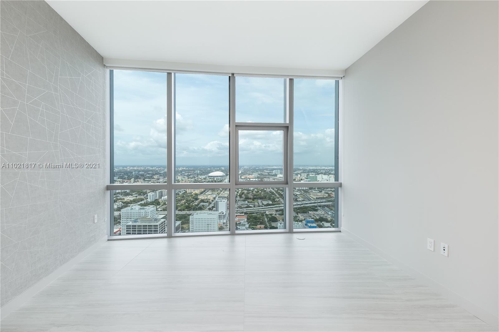 Paramount - Residential