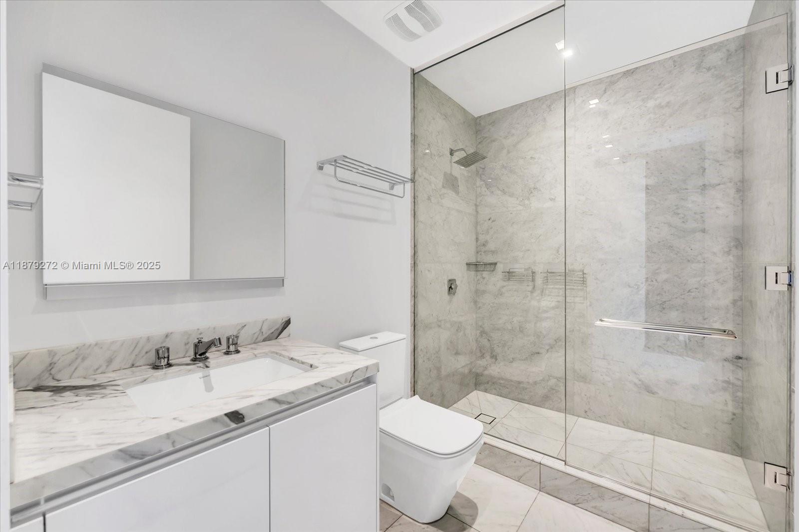 JADE SIGNATURE CONDO - Residential Lease