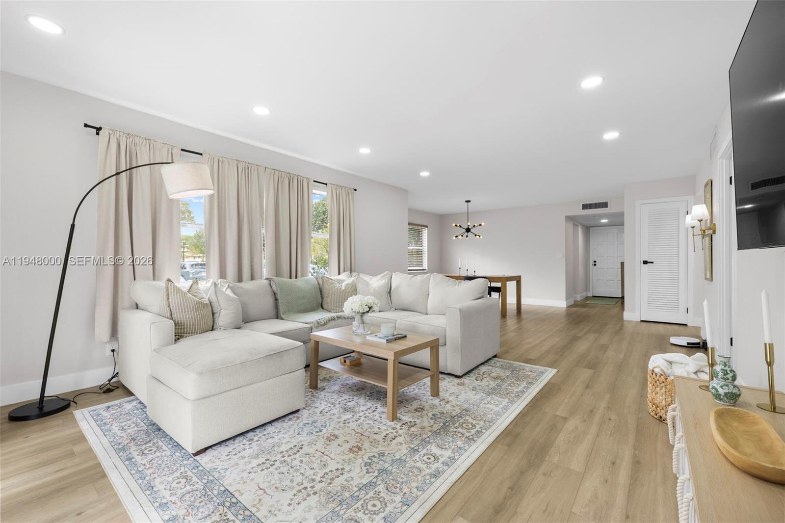 INVERRARY COUNTRY CLUB - Residential