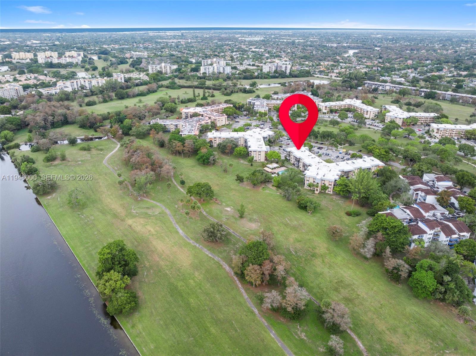 INVERRARY COUNTRY CLUB - Residential