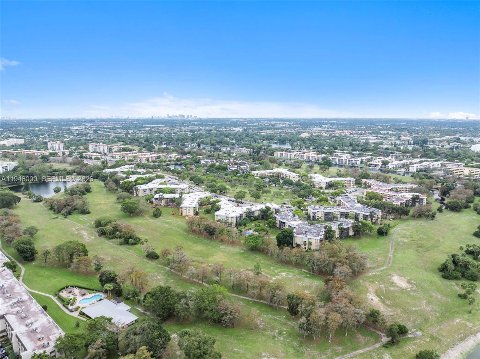 INVERRARY COUNTRY CLUB - Residential