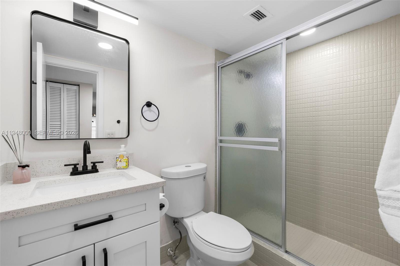 INVERRARY COUNTRY CLUB - Residential