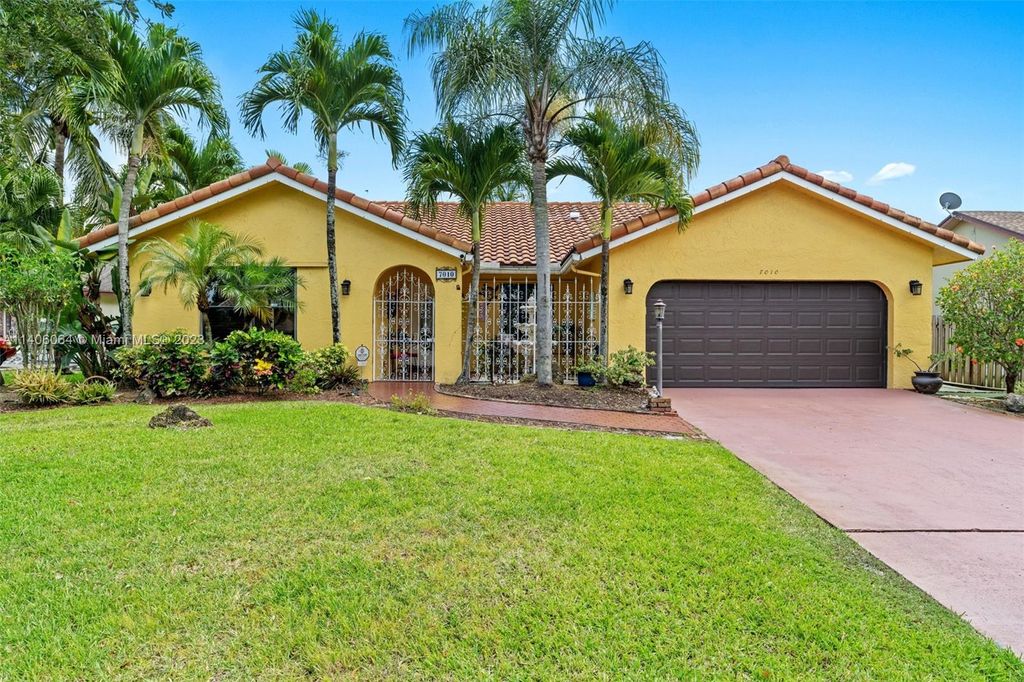 Photo of 7010 NW 39th Pl, Coral Springs, FL 33065 (MLS # A11406064)