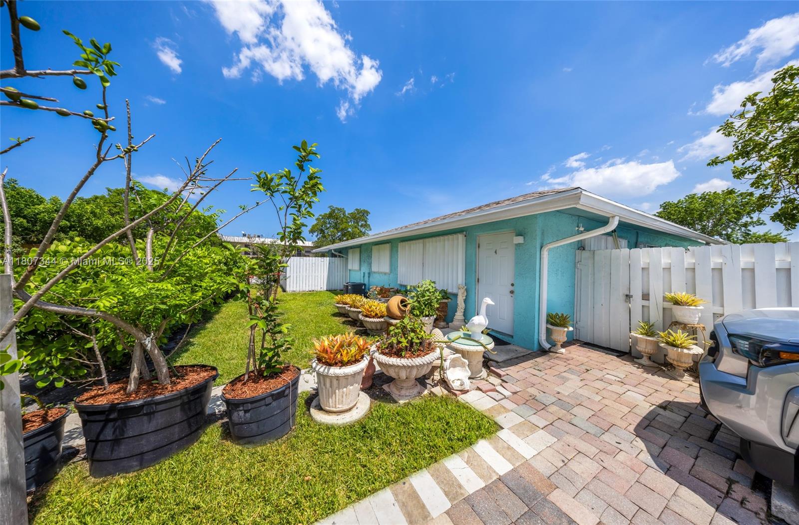 3107 NW 2nd Ter