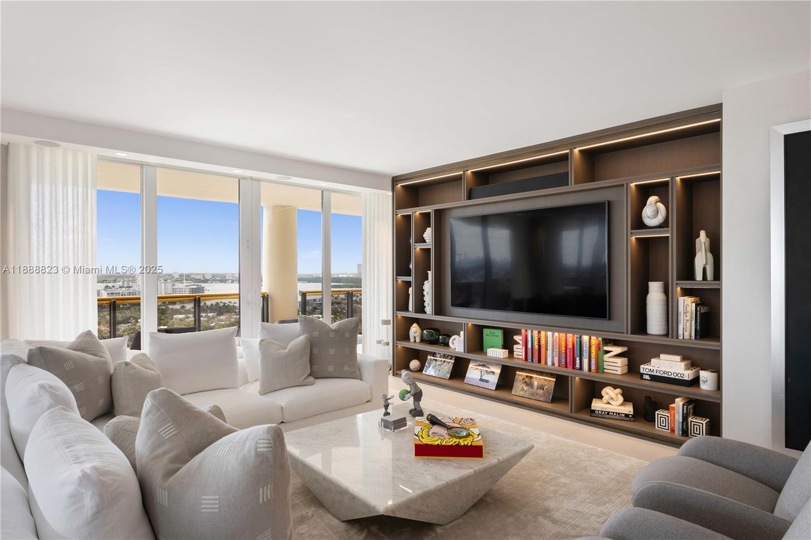 BAL HARBOUR TOWER CONDO - Residential