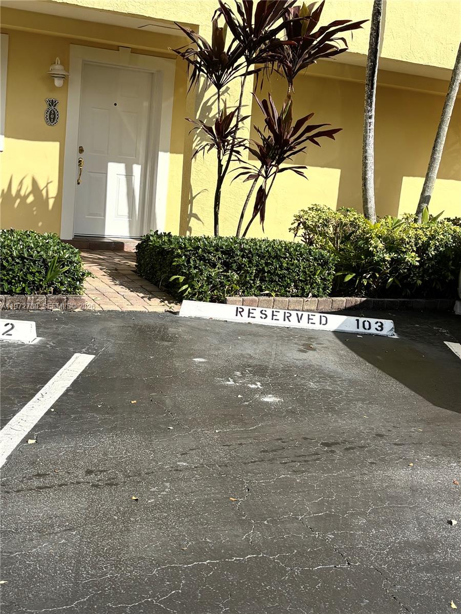 PINE CREST VILLAGE I AT - Residential Lease