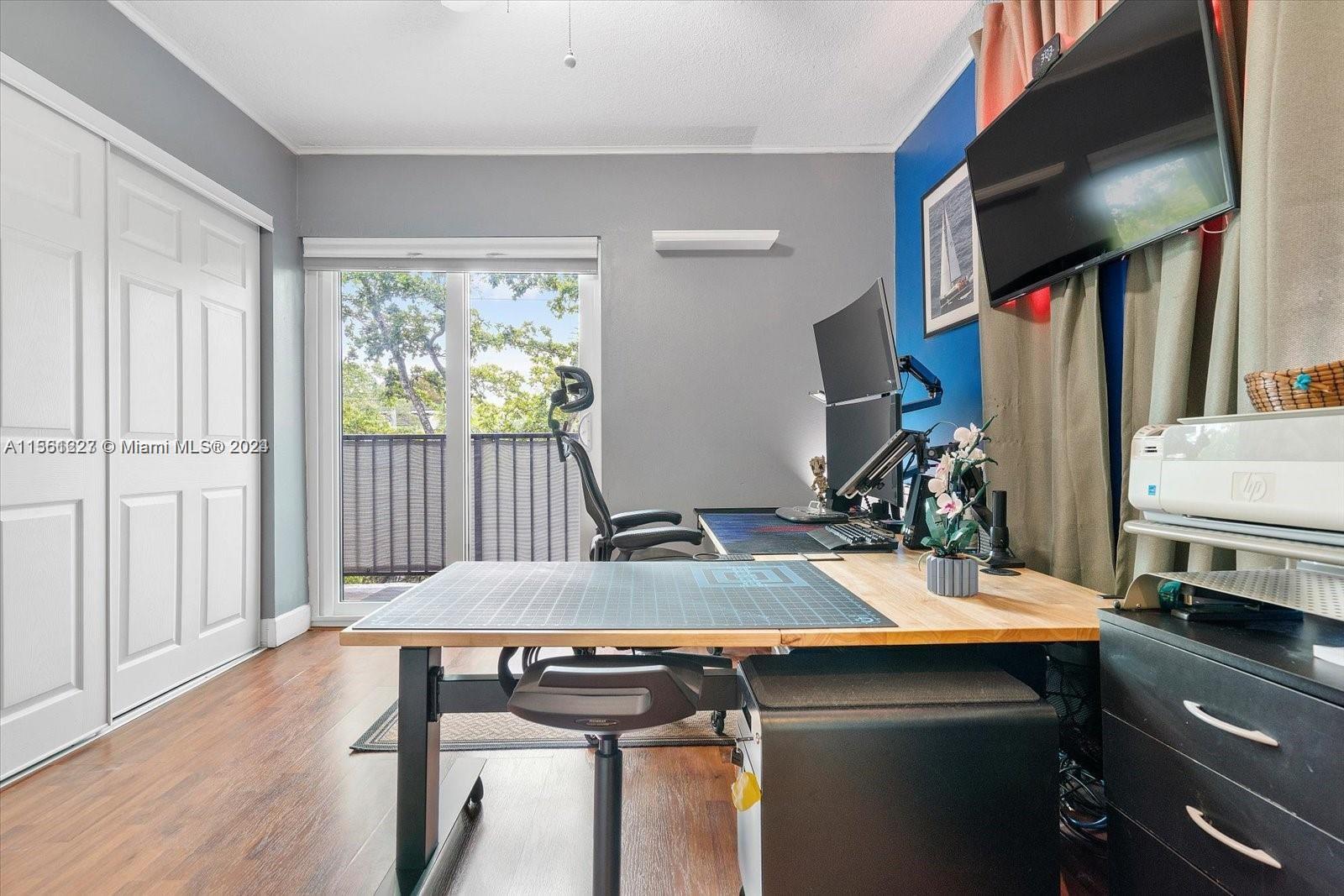 BRIDGEPORT VILLAS CONDO - Residential Lease