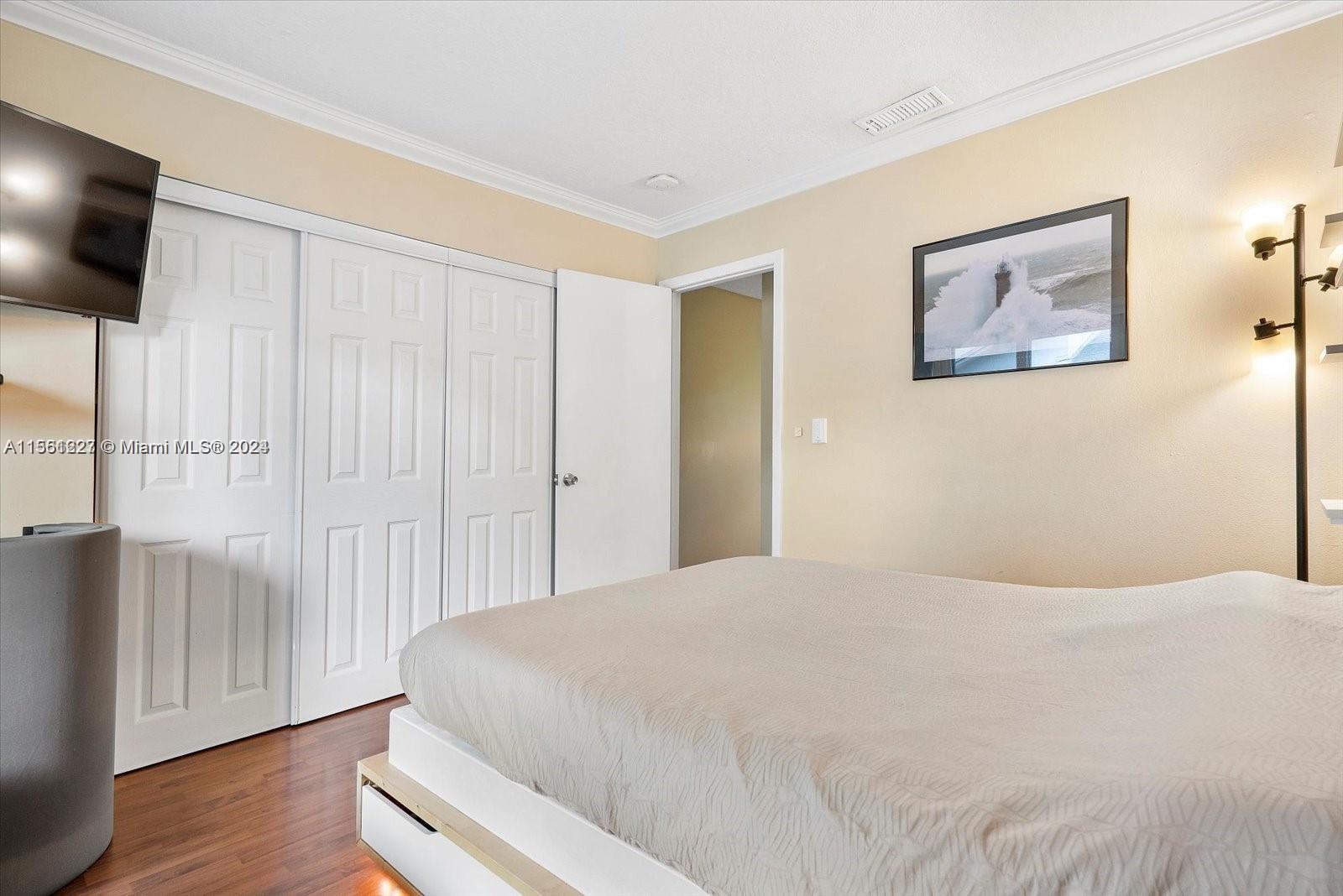 BRIDGEPORT VILLAS CONDO - Residential Lease