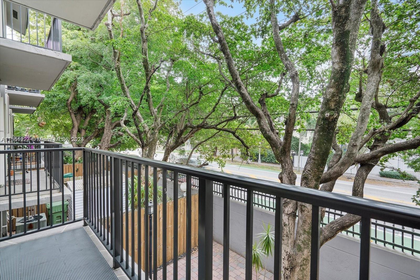 BRIDGEPORT VILLAS CONDO - Residential Lease