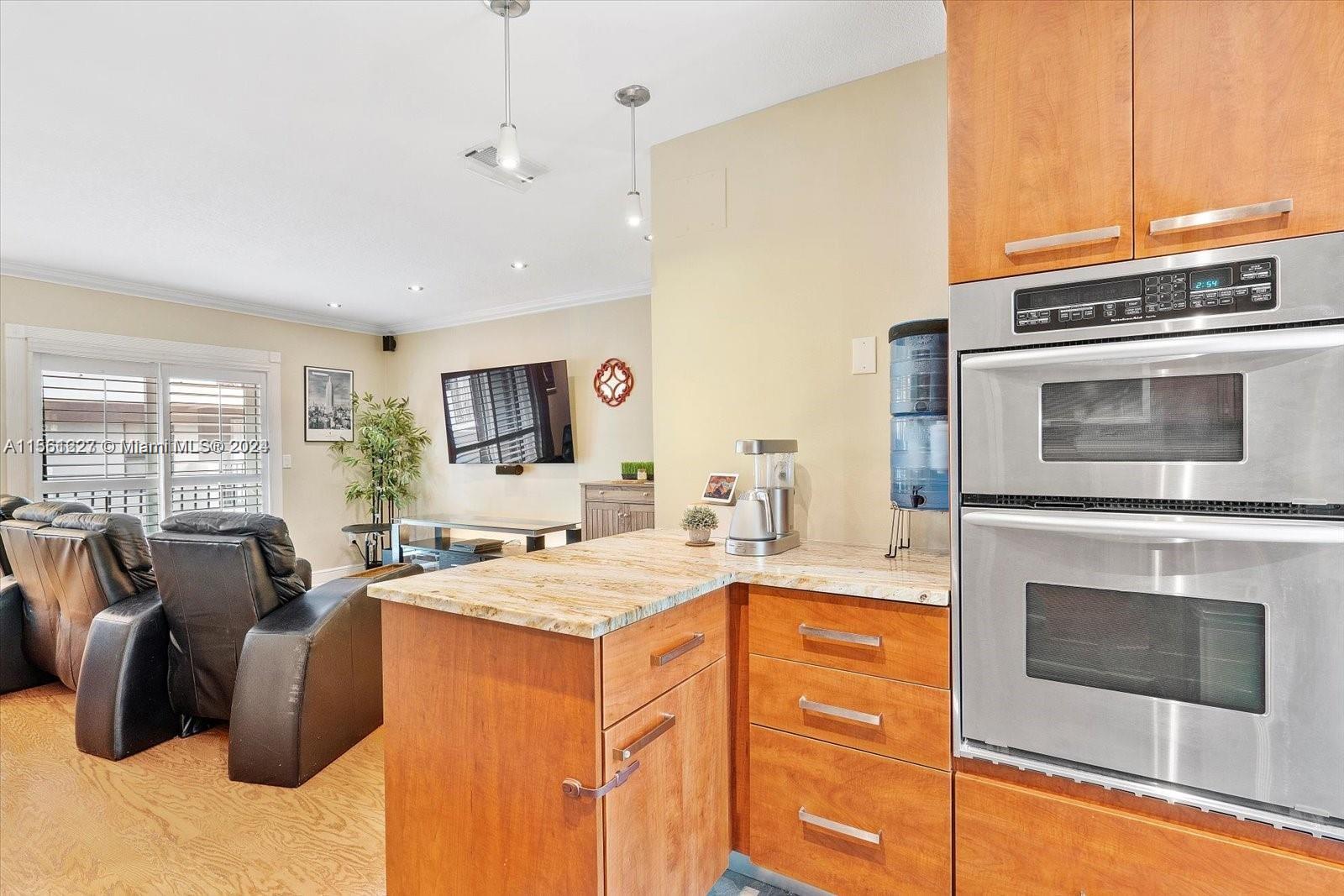 BRIDGEPORT VILLAS CONDO - Residential Lease